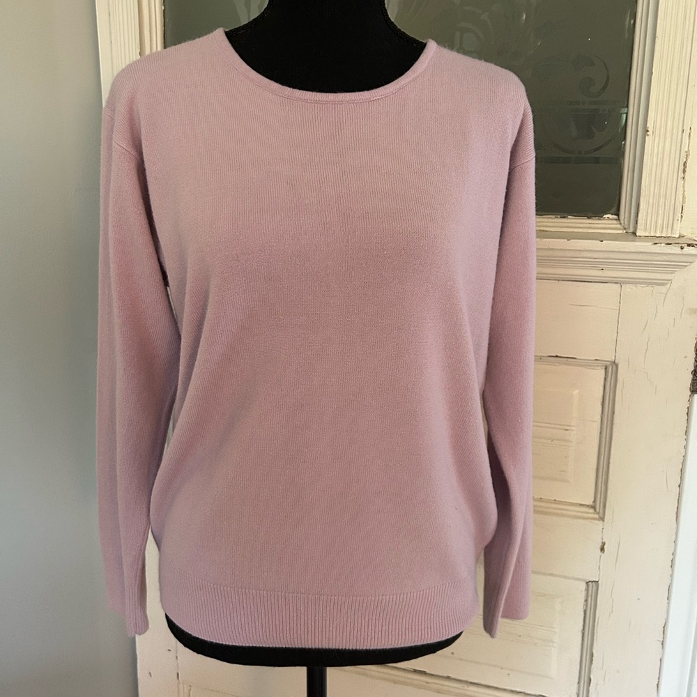 Tina Best Quality Scotland Lavender Women's Sweater